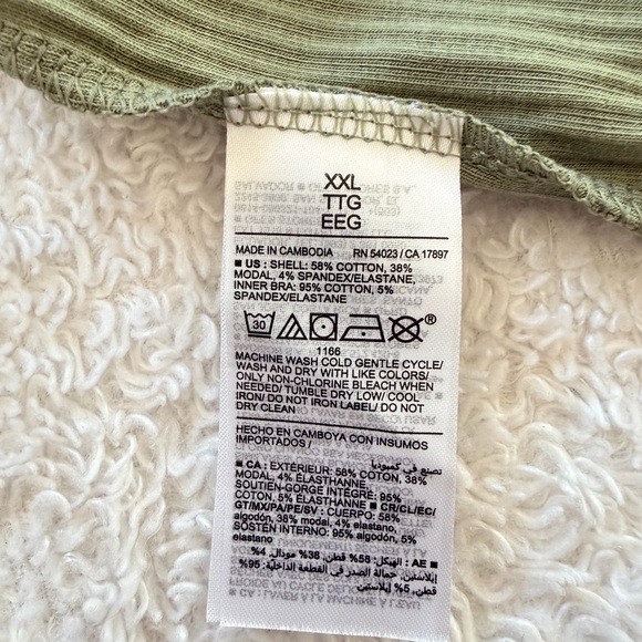 Old Navy Olive Green ribbed tank w/built in bra - Picture 4 of 5